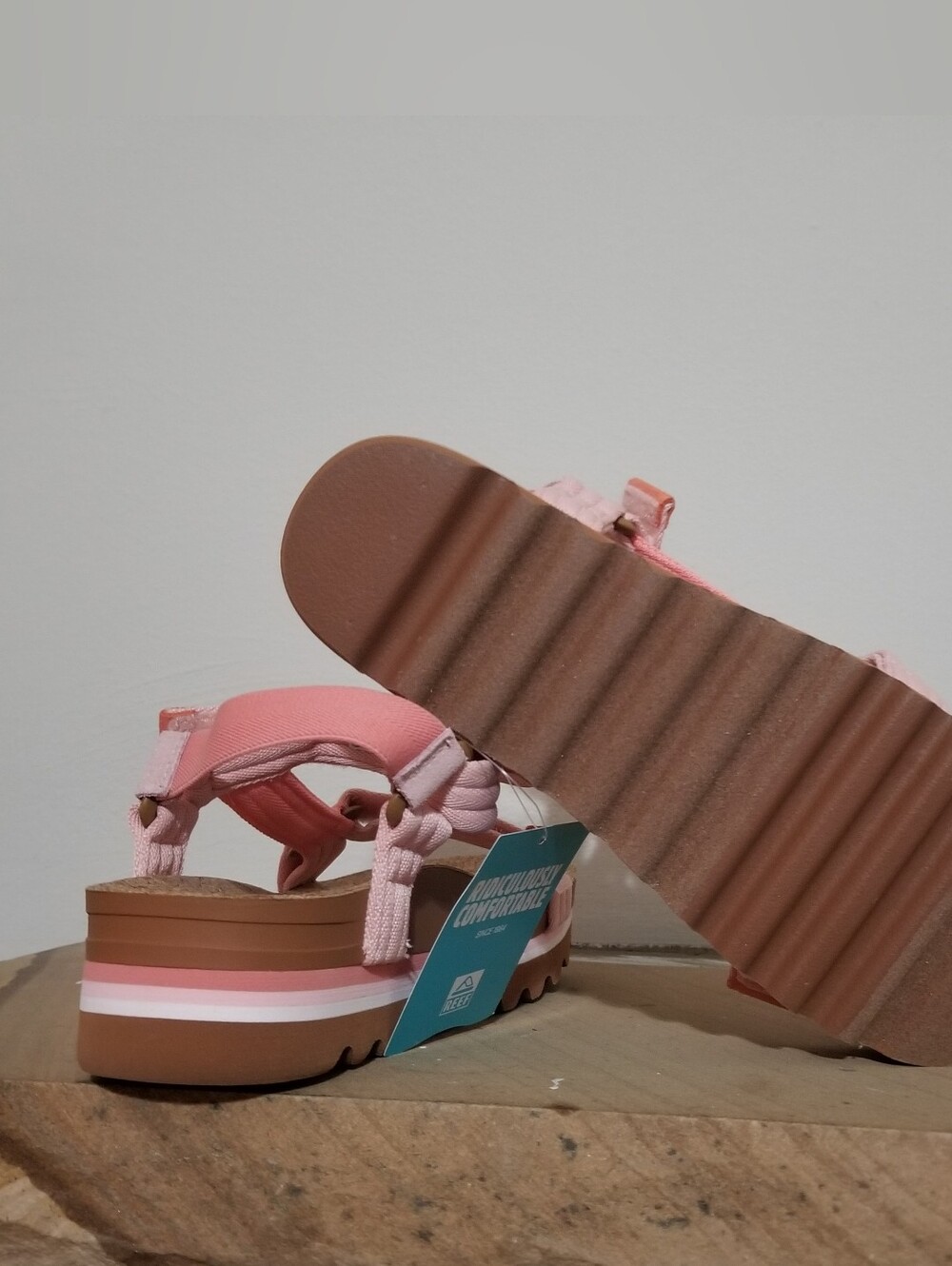 NEW! Reef Women's Platform Sandals Sz 6 (PRICE FIRM) - Picture 7 of 8